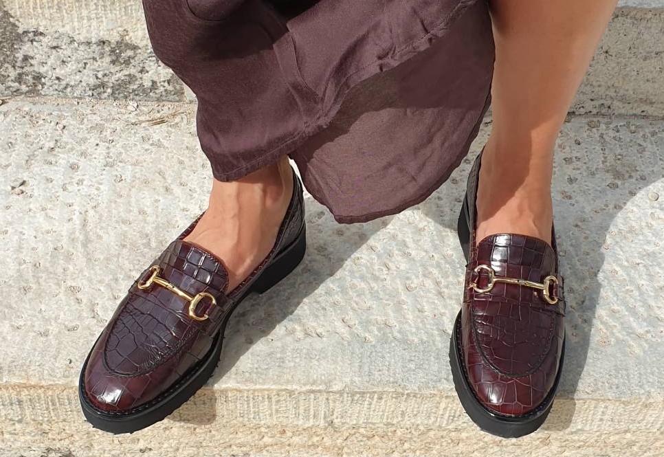 A Guide to Snagging Genuine Designer Loafers for Women